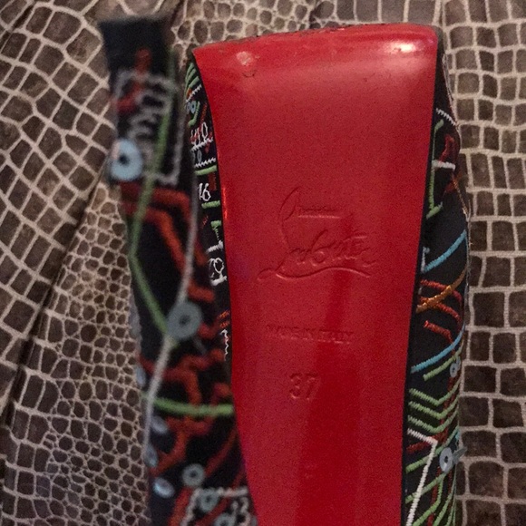 Christian Louboutin Peep Geek Platforms - Picture 8 of 8